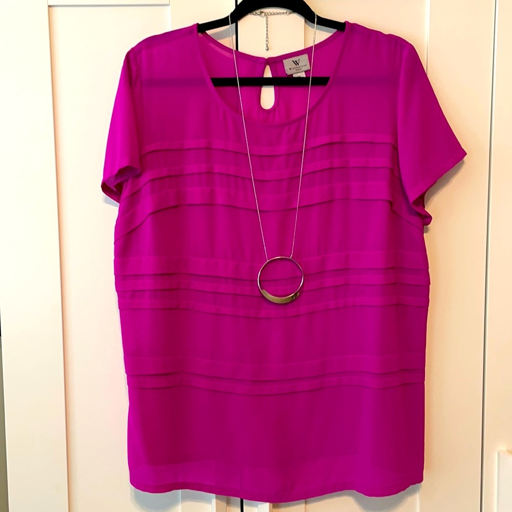 Worthington fuschia blouse